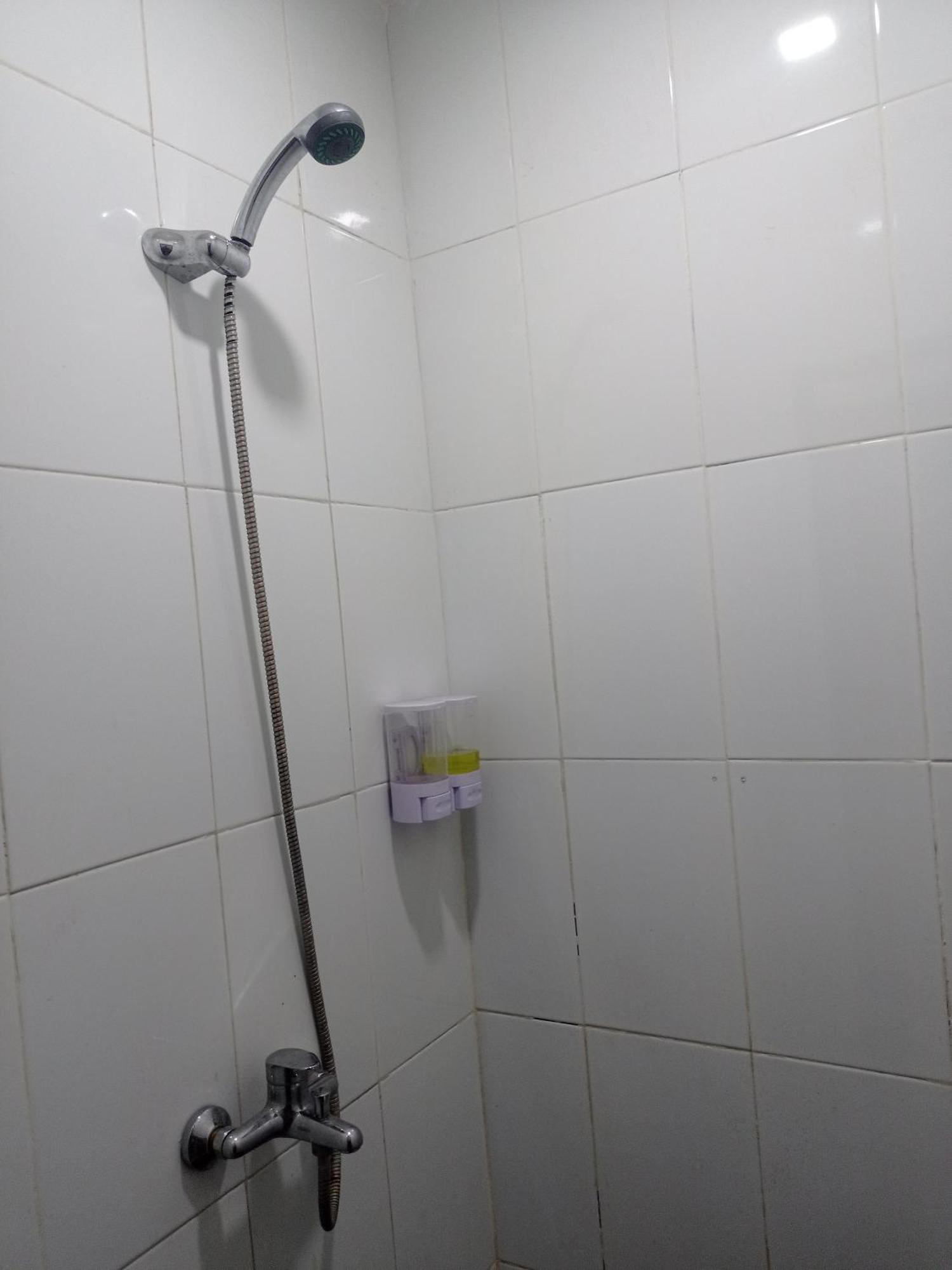 Watu Agung Guest House Magelang Zewnętrze zdjęcie