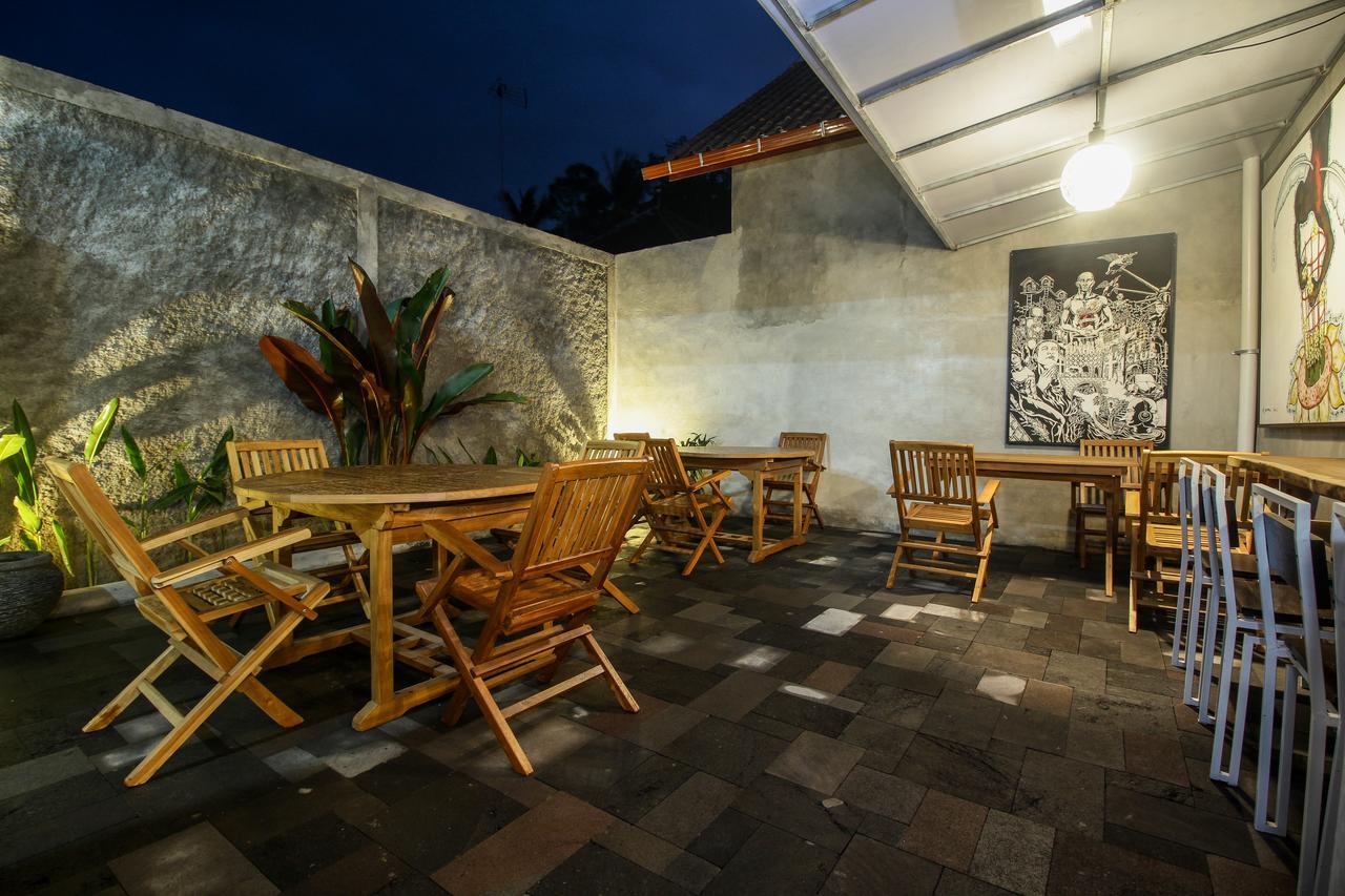 Watu Agung Guest House Magelang Zewnętrze zdjęcie