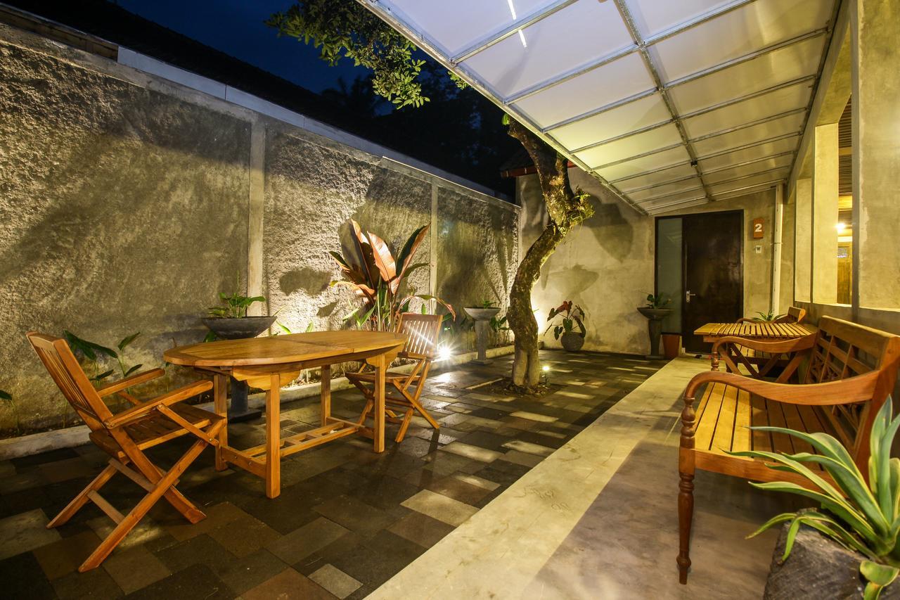 Watu Agung Guest House Magelang Zewnętrze zdjęcie