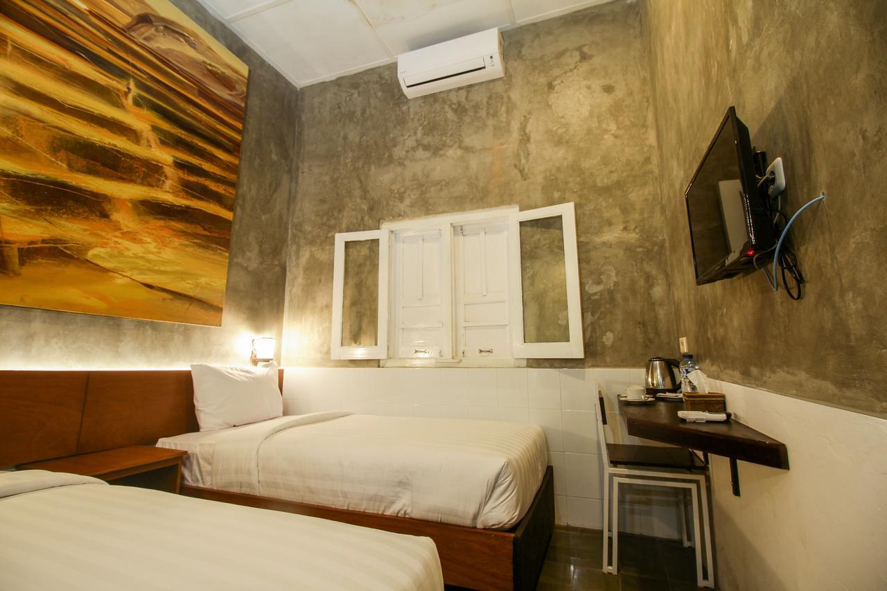 Watu Agung Guest House Magelang Zewnętrze zdjęcie